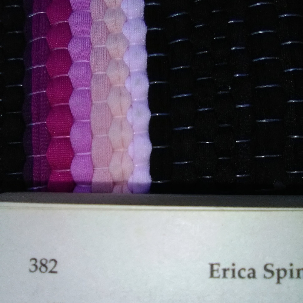💥JUST IN!💥ERICA SPINDLER...2 PAPERBACK NOVELS~ CRIME/ DETECTIVE/THRILLER - Picture 9 of 10